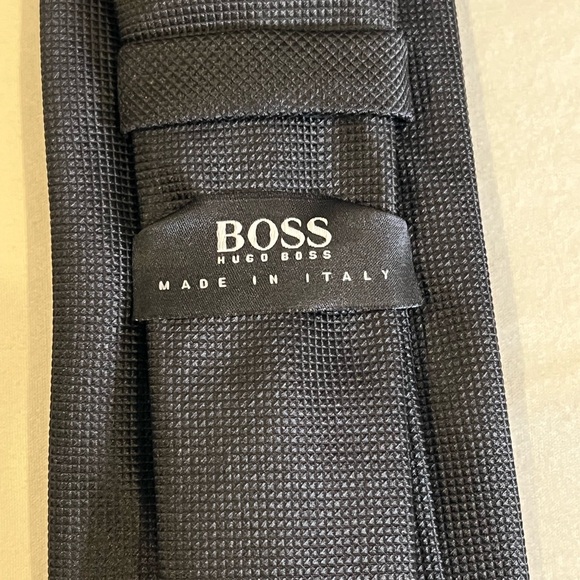 Hugo Boss - Picture 3 of 3